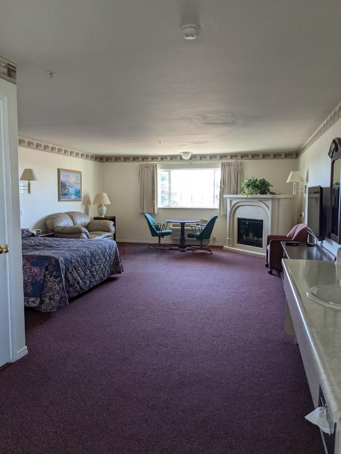 Lighthouse Inn Crescent City Exterior photo